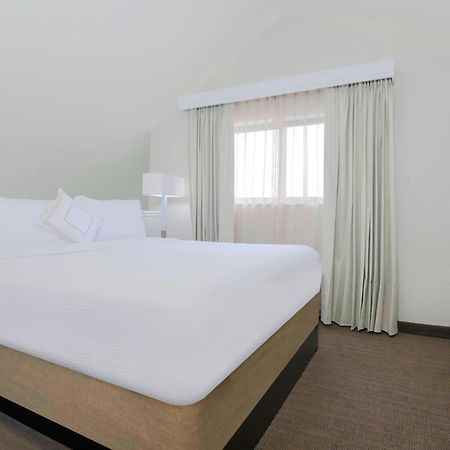 Residence Inn Boston North Shore/Данверс Экстерьер фото