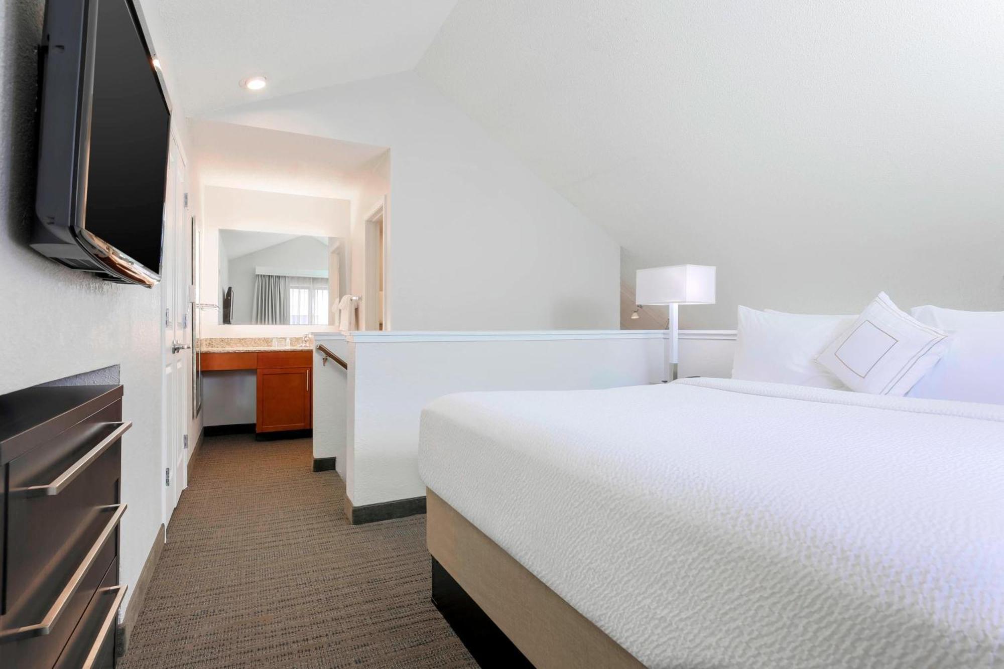 Residence Inn Boston North Shore/Данверс Экстерьер фото
