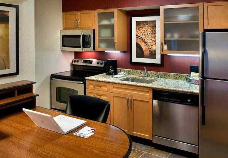 Residence Inn Boston North Shore/Данверс Экстерьер фото