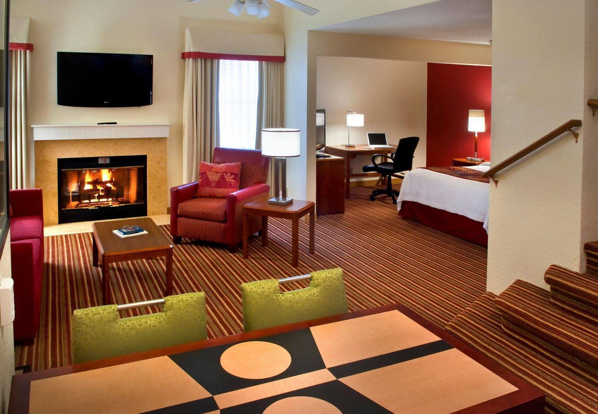 Residence Inn Boston North Shore/Данверс Экстерьер фото