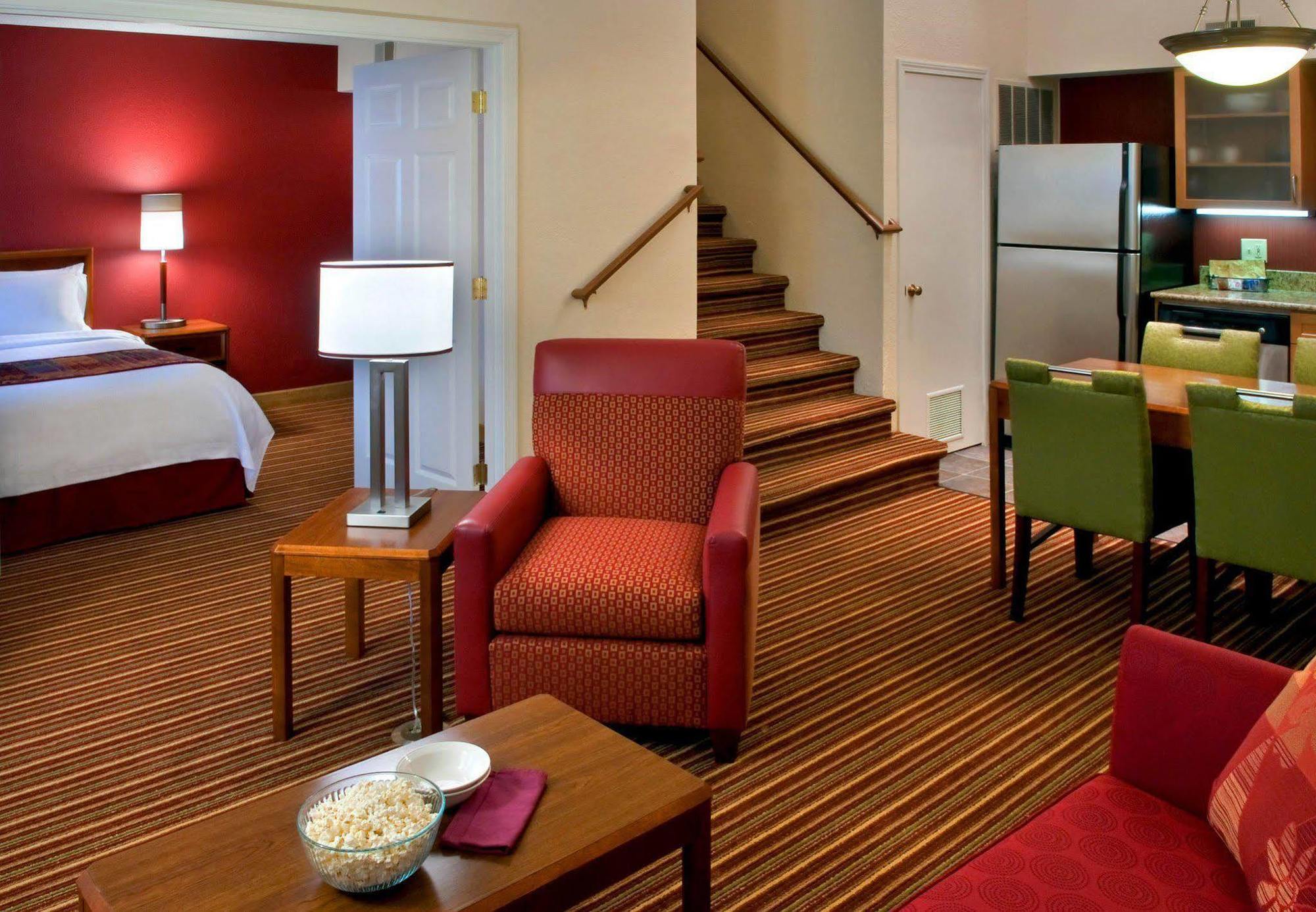 Residence Inn Boston North Shore/Данверс Экстерьер фото