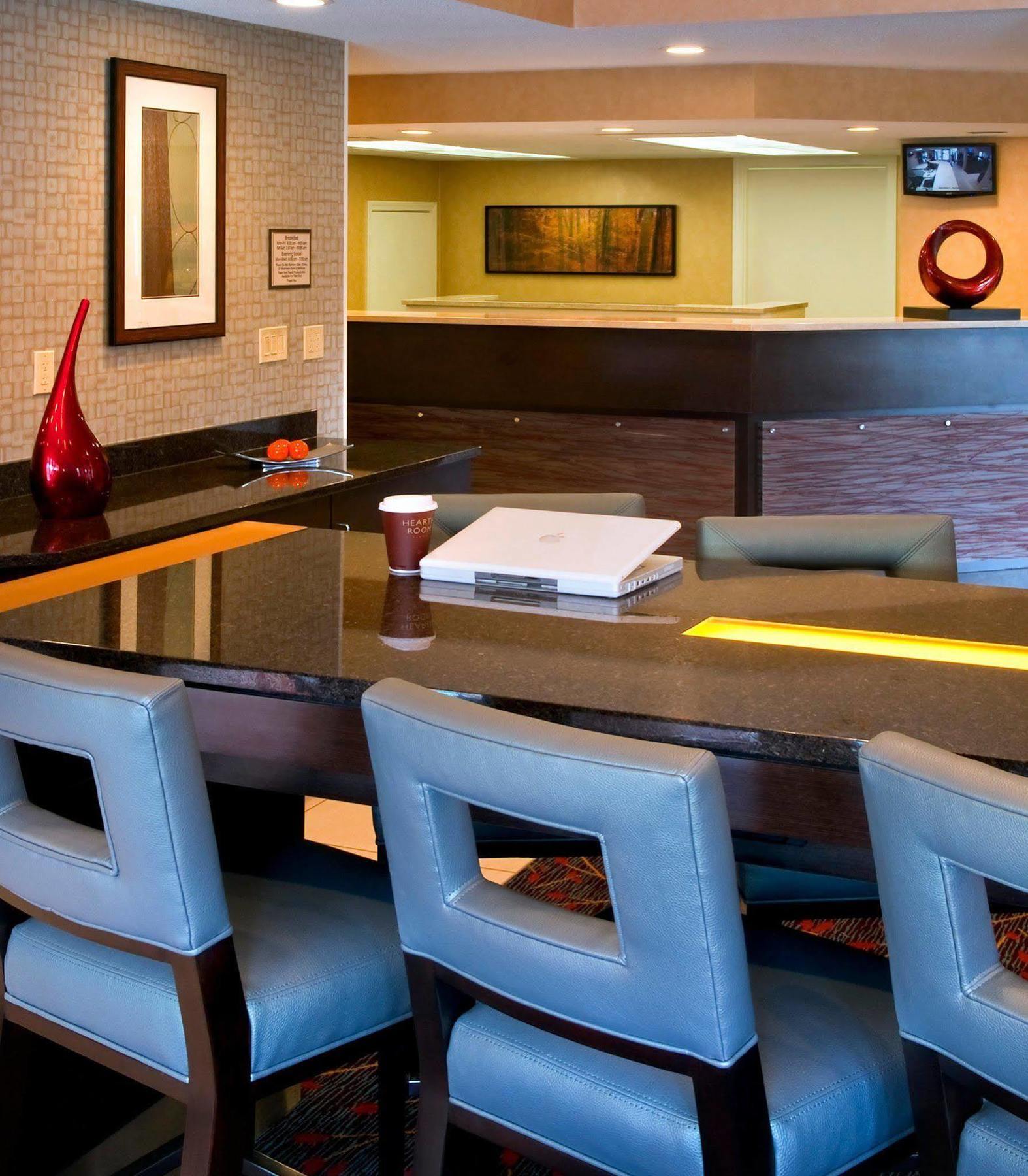 Residence Inn Boston North Shore/Данверс Экстерьер фото