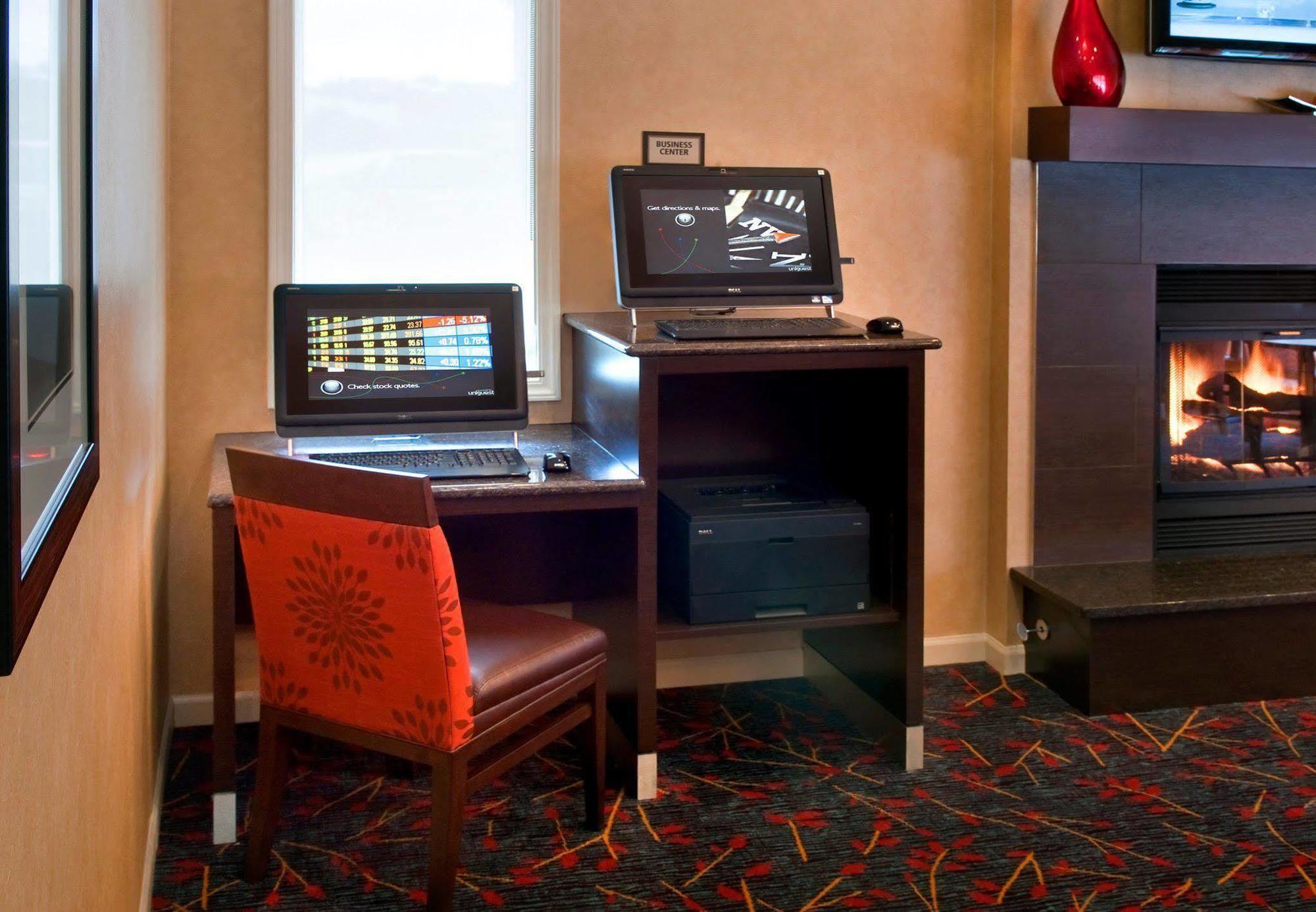 Residence Inn Boston North Shore/Данверс Экстерьер фото